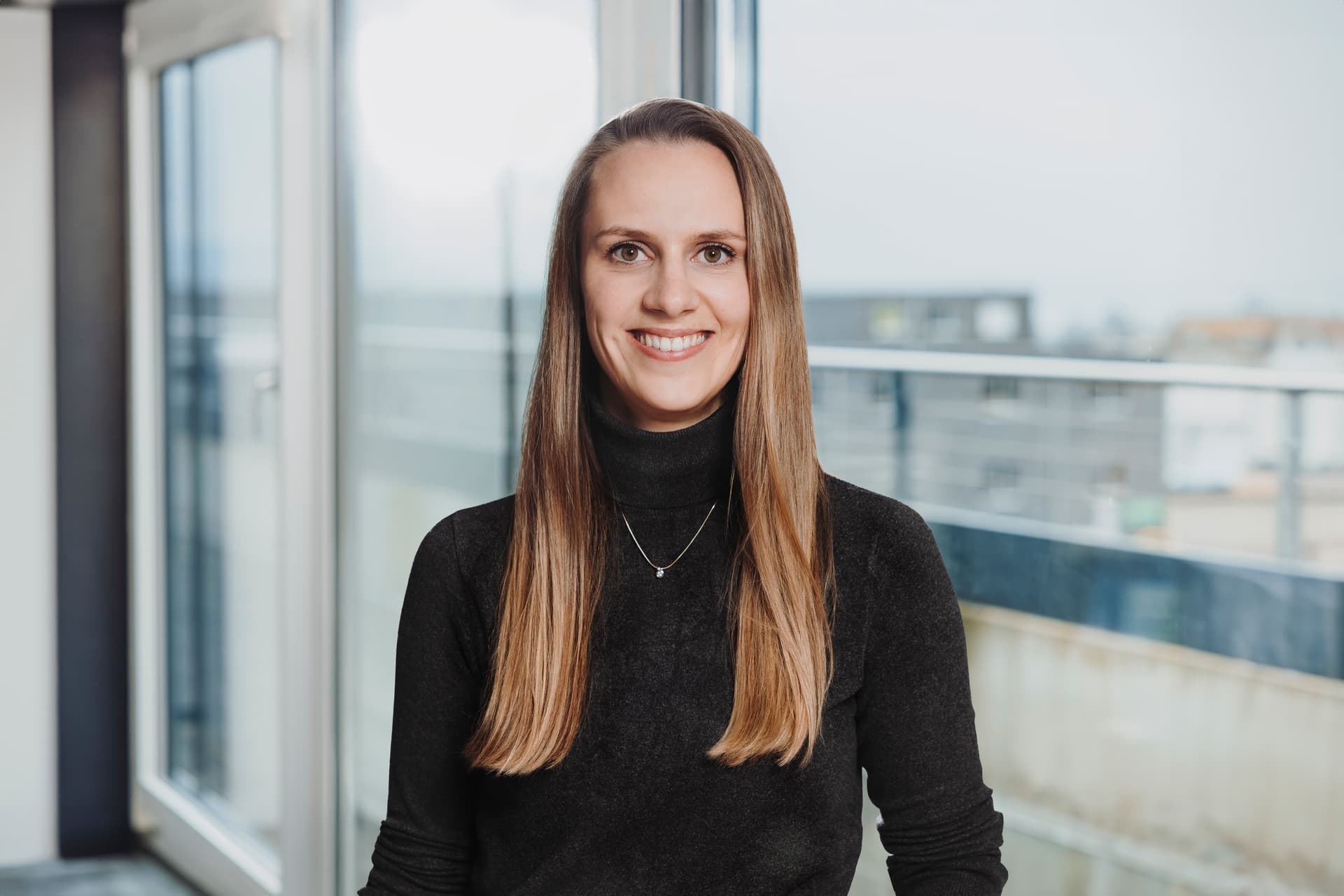 Hast du Fragen zur Apptiva, unseren Lösungen oder aktuellen Themen? Sarah Wechsler hilft dir gerne weiter: sarah.wechsler@apptiva.ch.